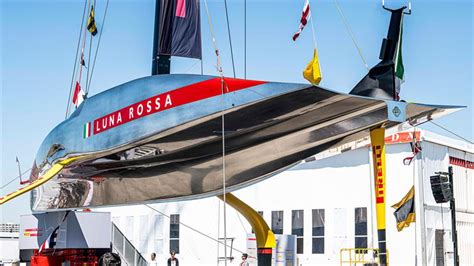 prada molo cagliari|Luna Rossa Prada Pirelli lauches its AC75 .